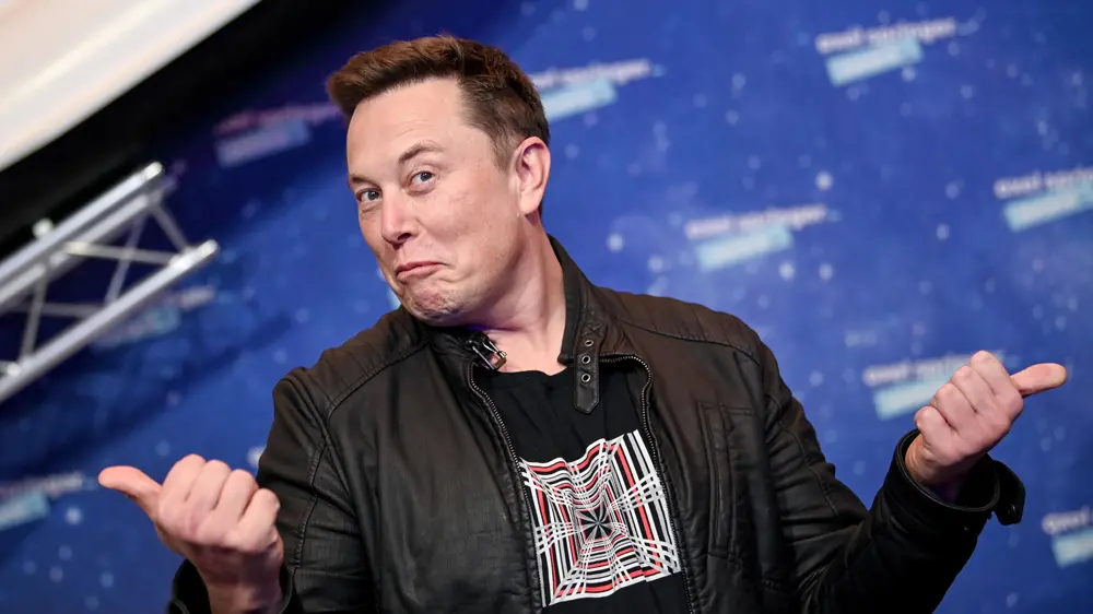 Elon Musk licenzia metà dei dipendenti di Twitter entro domani