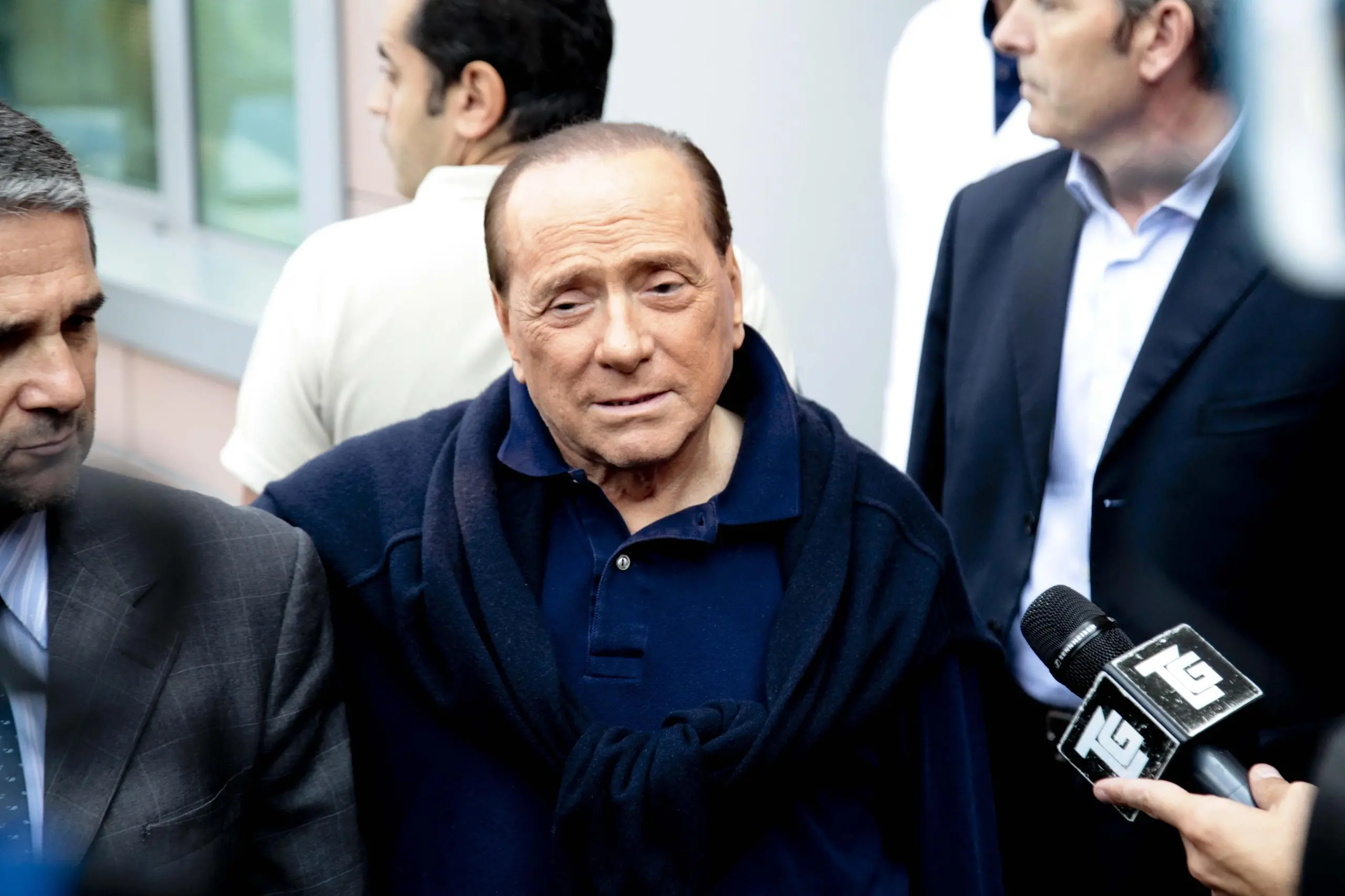 Silvio Berlusconi al San Raffaele: "Visite di routine"