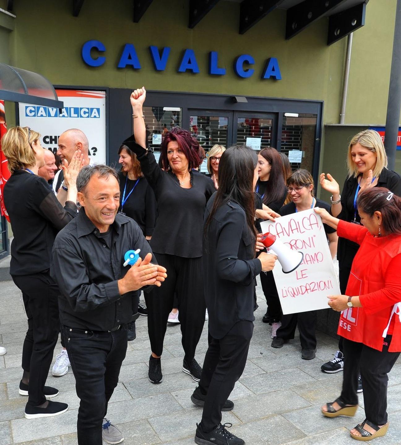 Arcisate, posti a rischio: i lavoratori Cavalca non cedono