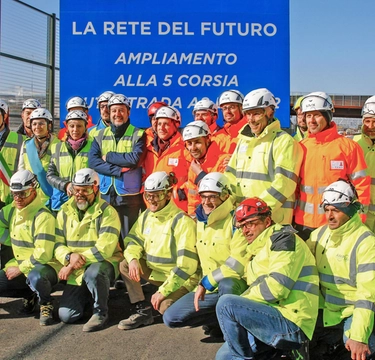 Autostrada A8 Milano-Laghi, quinta corsia: i lavori non sono finiti ma si fa l’inaugurazione