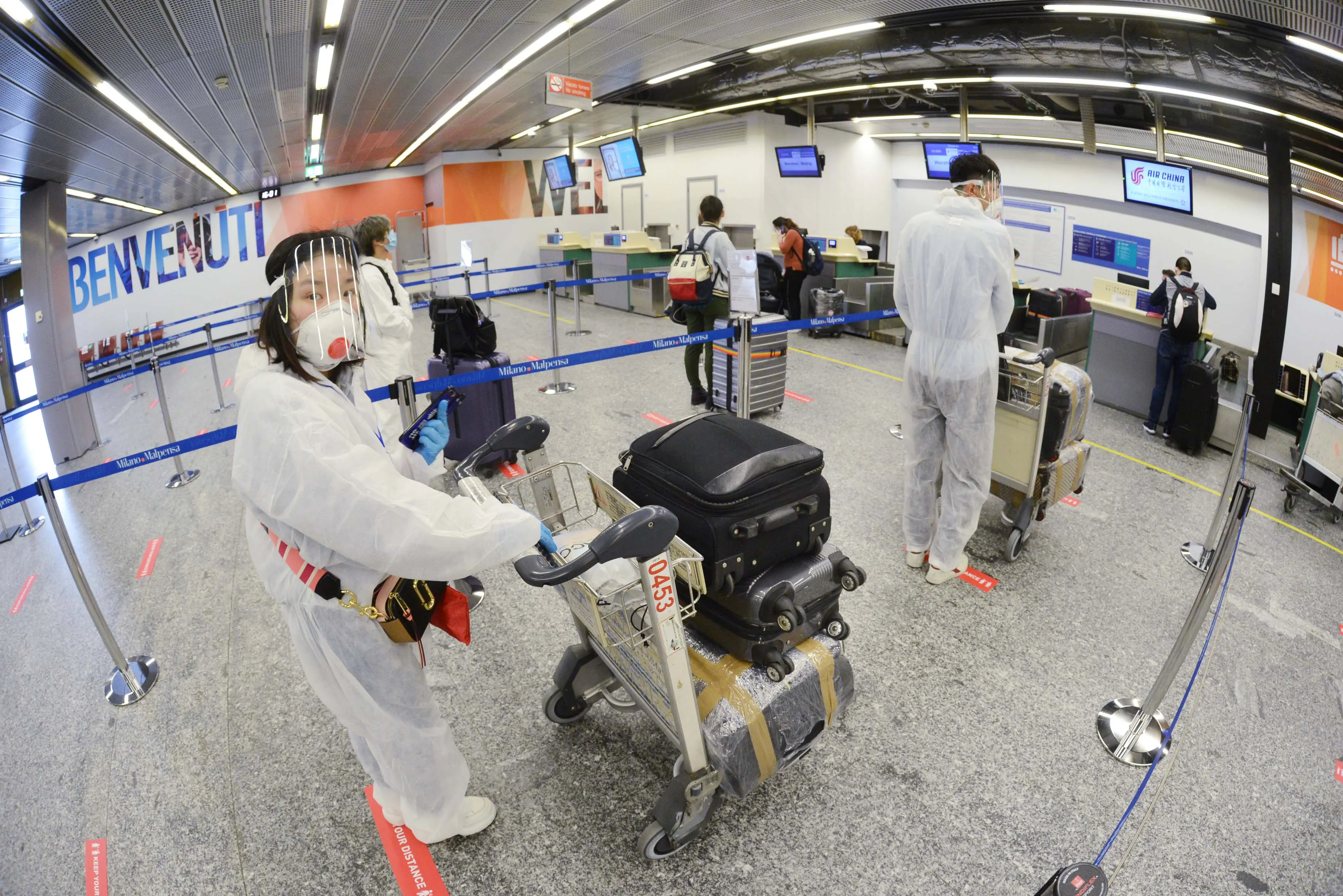 Pronti due Covid hotel a Monza e Pogliano: ancora positiva la metà dei passeggri cinesi