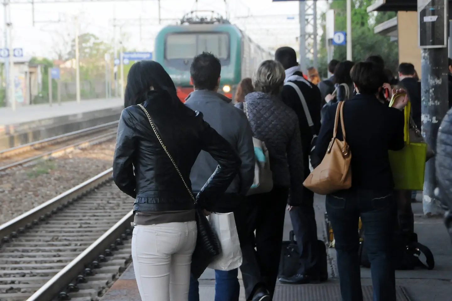 Tagli Trenord, meno penali sui ritardi