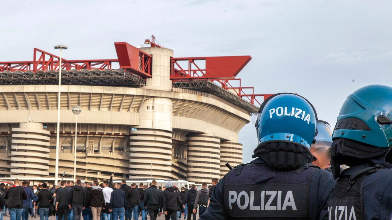 Polizia presidia San Siro