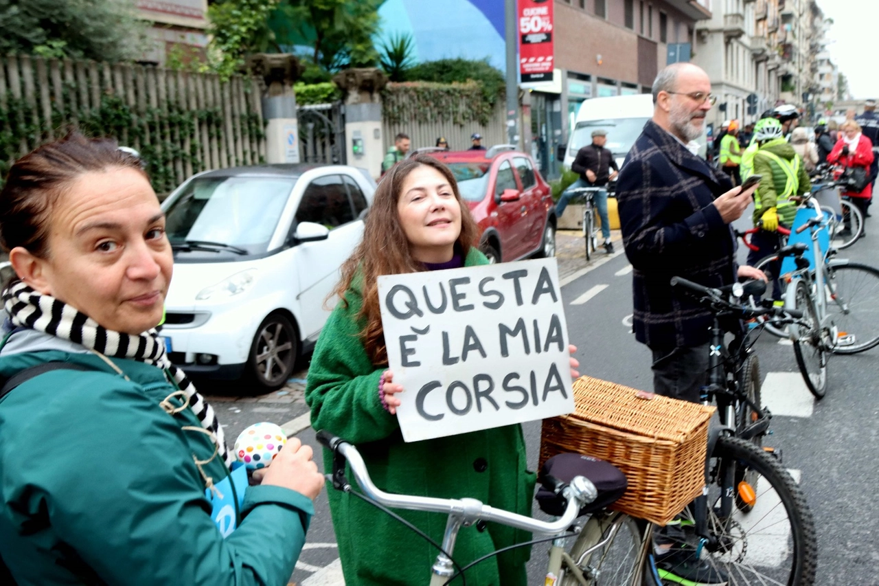 La ciclabile umana in viale Monza