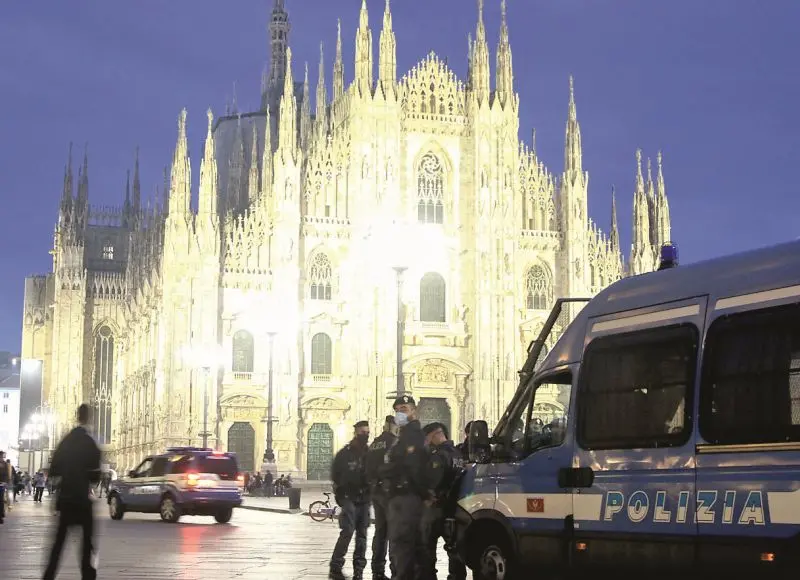 Violenze Capodanno in piazza Duomo a Milano, arrestati altri due giovani: sono minorenni