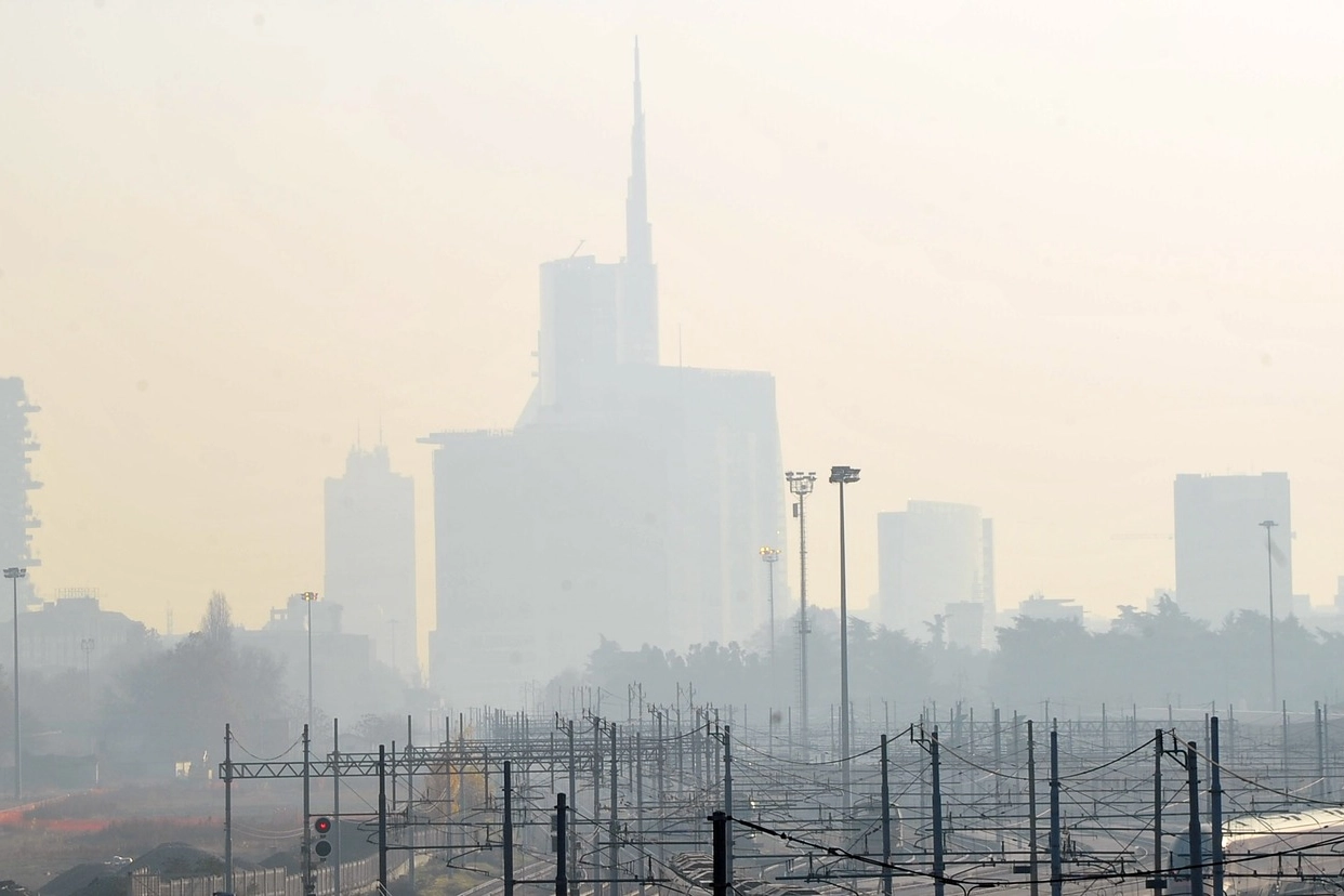 Milano nella morsa dello smog