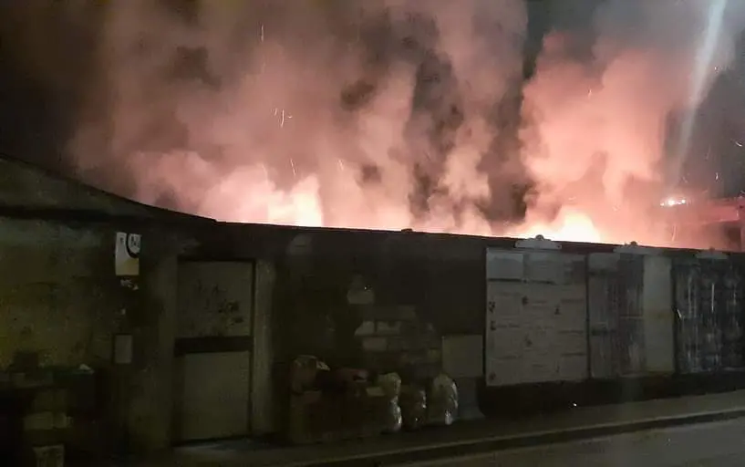 Incendio all’Ideal di Magenta: va a fuoco la sala attrezzi