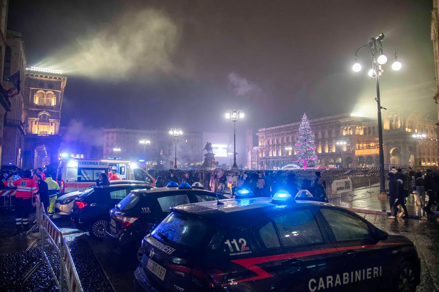 Capodanno Milano, rissa con coltelli e cocci di bottiglia in via Moscova