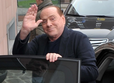 Berlusconi, l’anno dell’addio. Quell’eredità politica con cui tutti devono fare i conti. Sia gli amici sia gli avversari