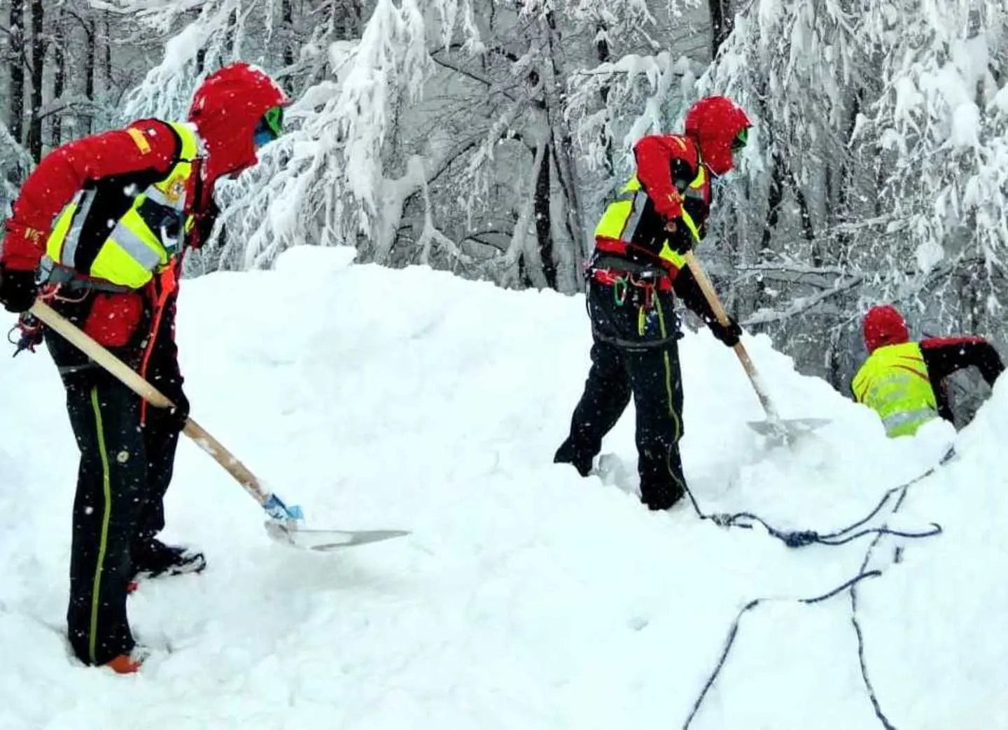 Valanga in Valle Formazza, paura per quattro alpinisti