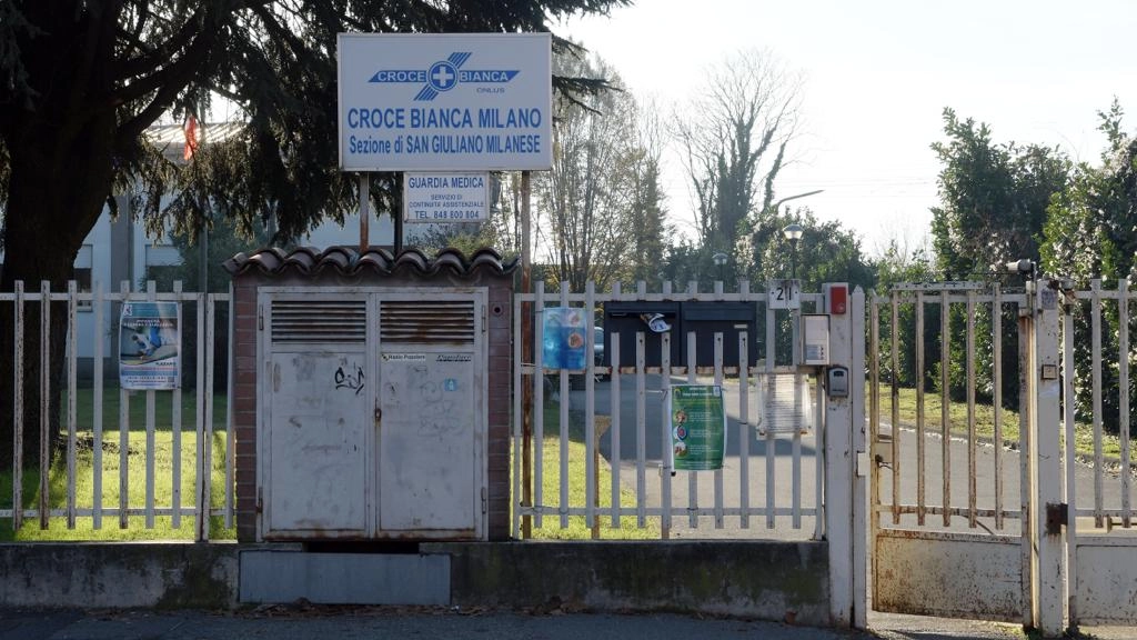 L'ingresso della sede della guardia medica di San Giuliano dove operava il medico