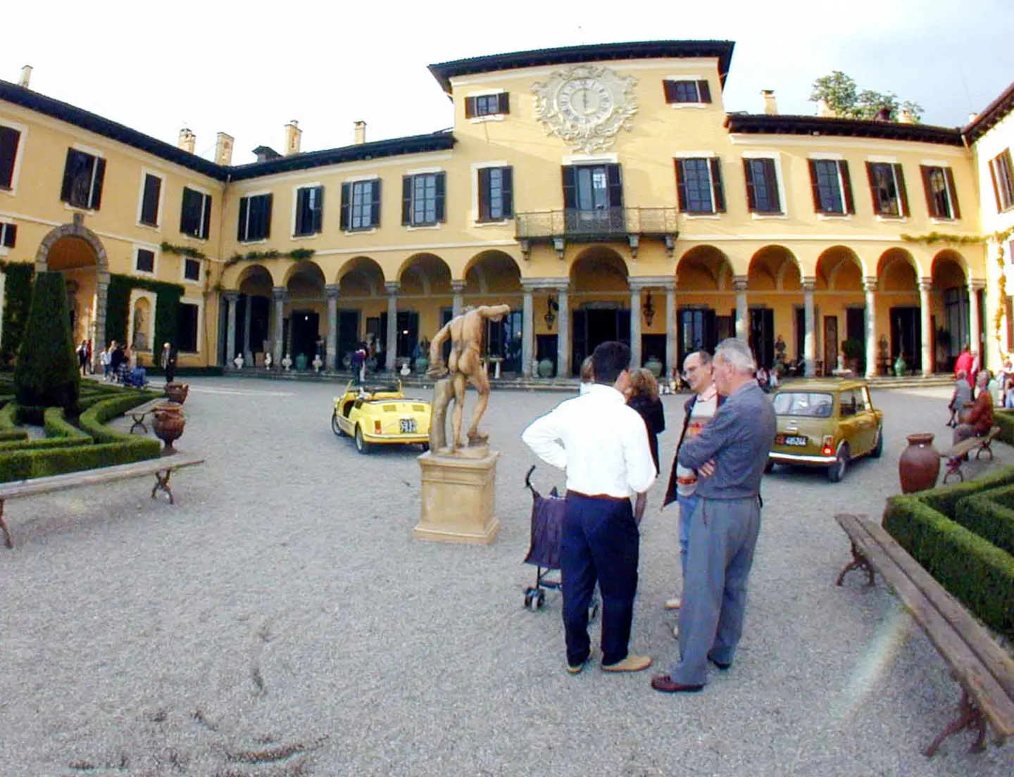 Imbersago, la villa dell'amante del Duce a prezzo di saldo