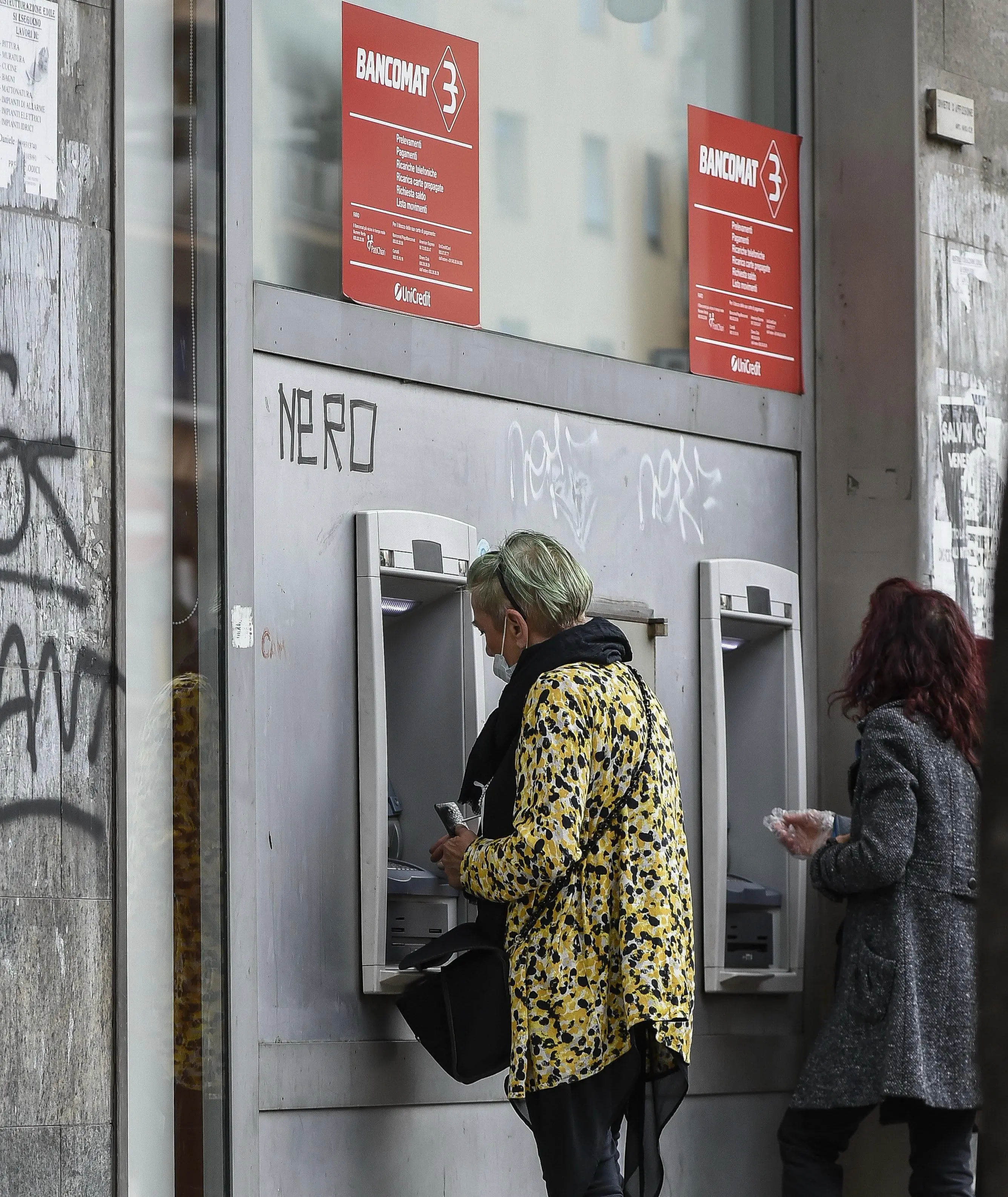 Cassinetta perde il Bancomat, "inaccettabile"