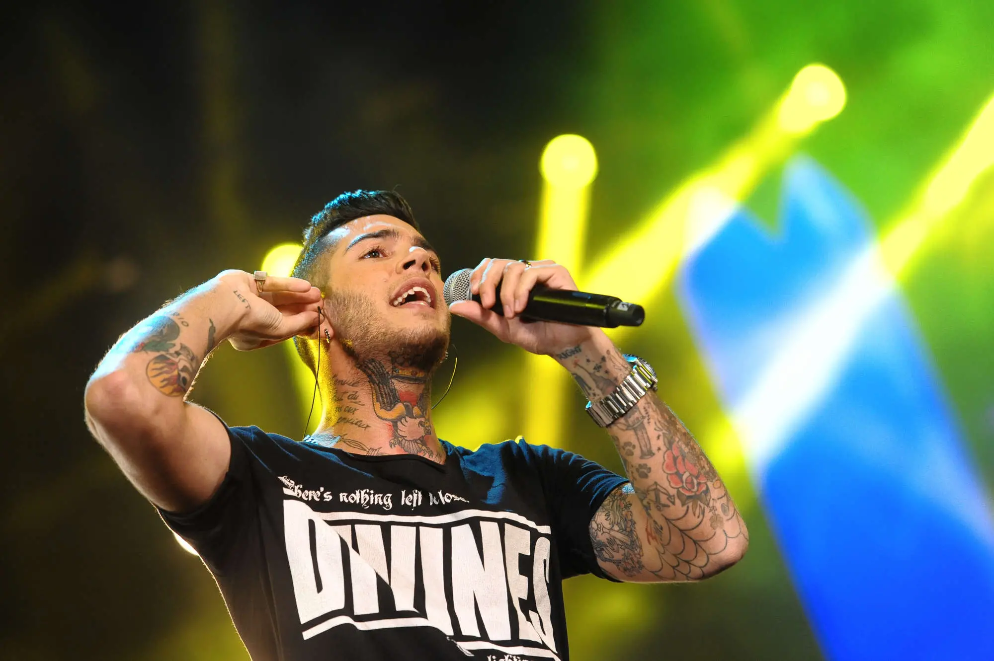 Mercurio fa tappa al Carroponte, Emis Killa: "Il mio rap è per tutti"