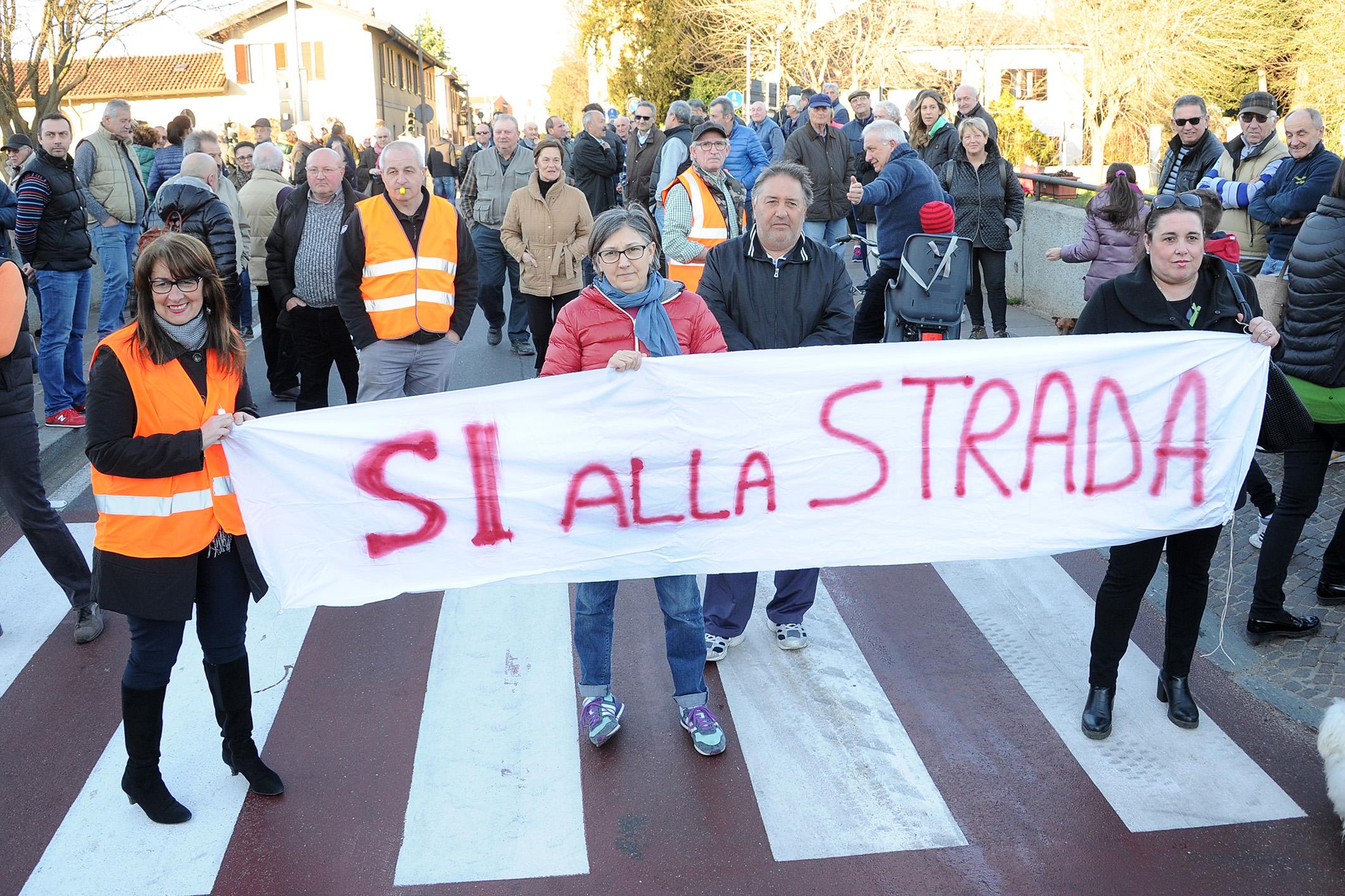 Vigevano Malpensa Il Corteo Per Dire S Alla Superstrada