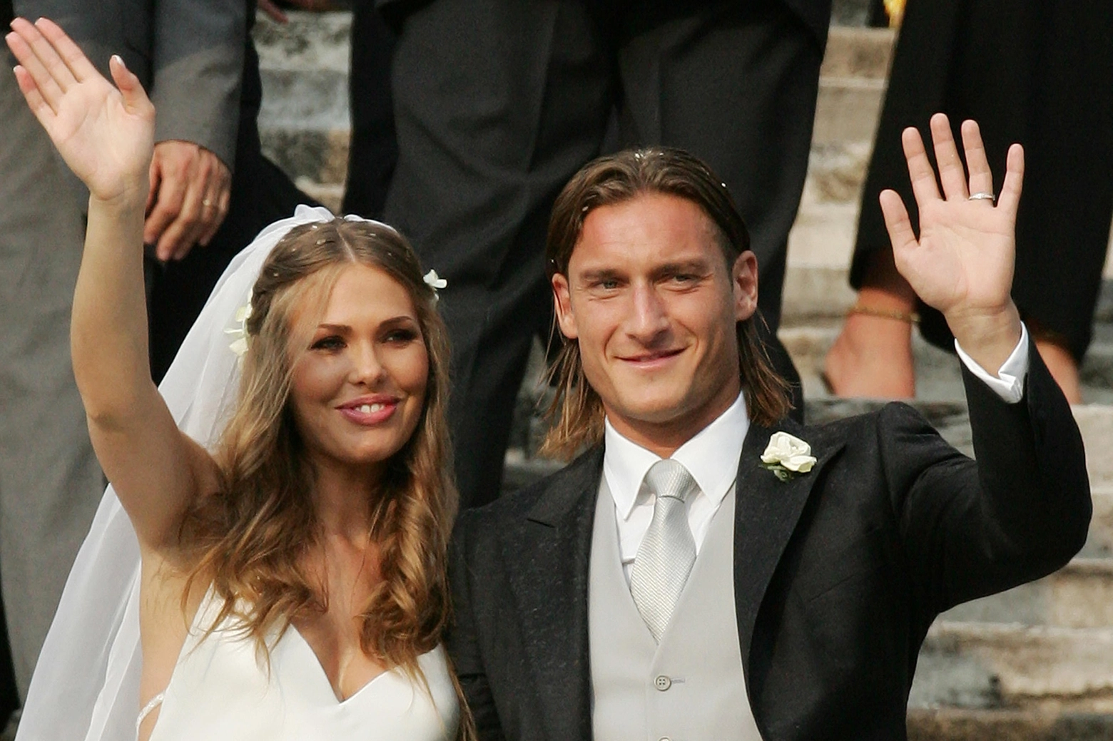 Ilary Blasi e Francesco Totti il giorno del matrimonio