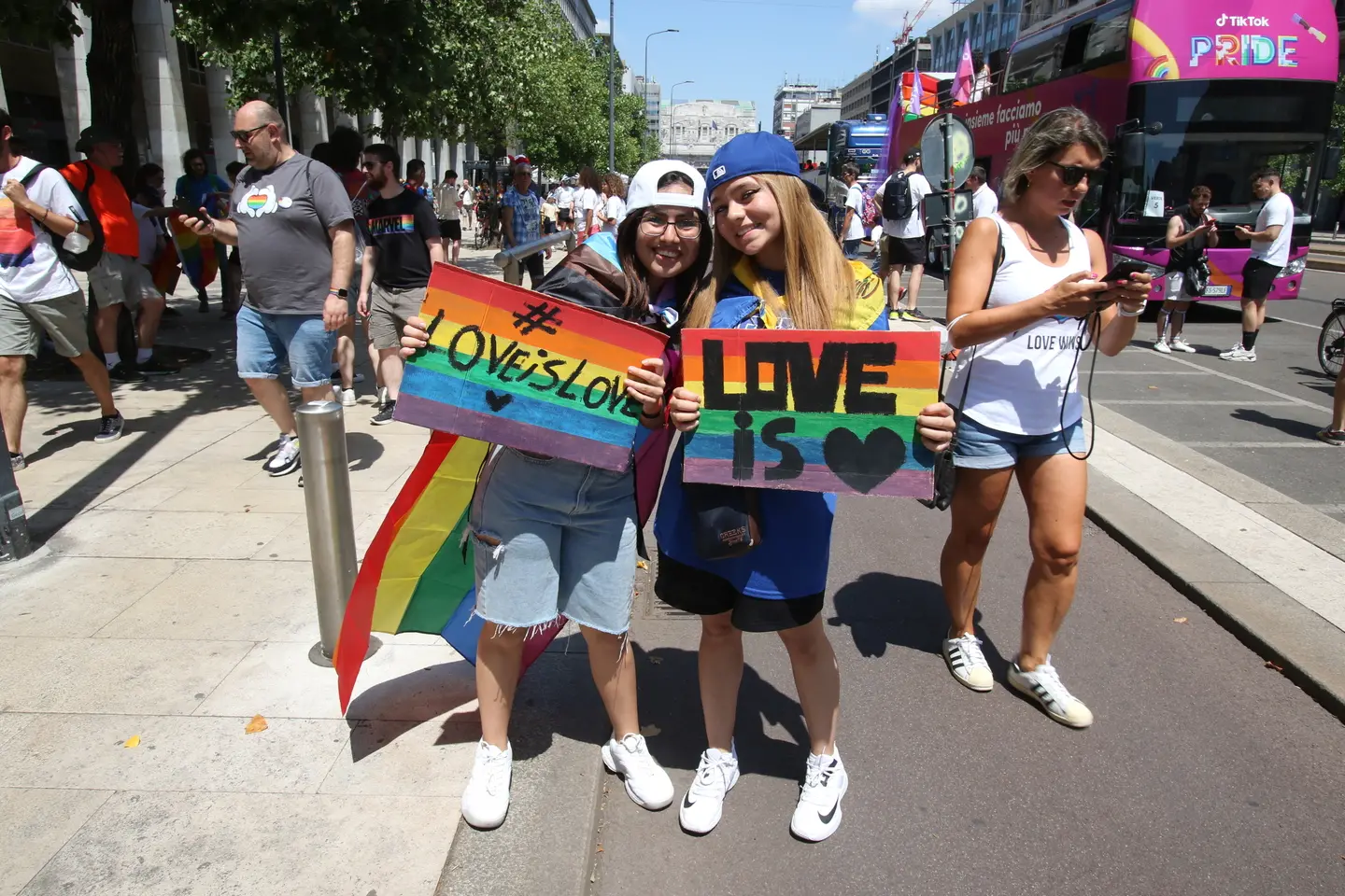 Milano Pride 2023: parata, percorso e ospiti