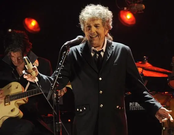 Collezioni d'ossessione: dal cavatappi a Bob Dylan, torna Mercanteinfiera