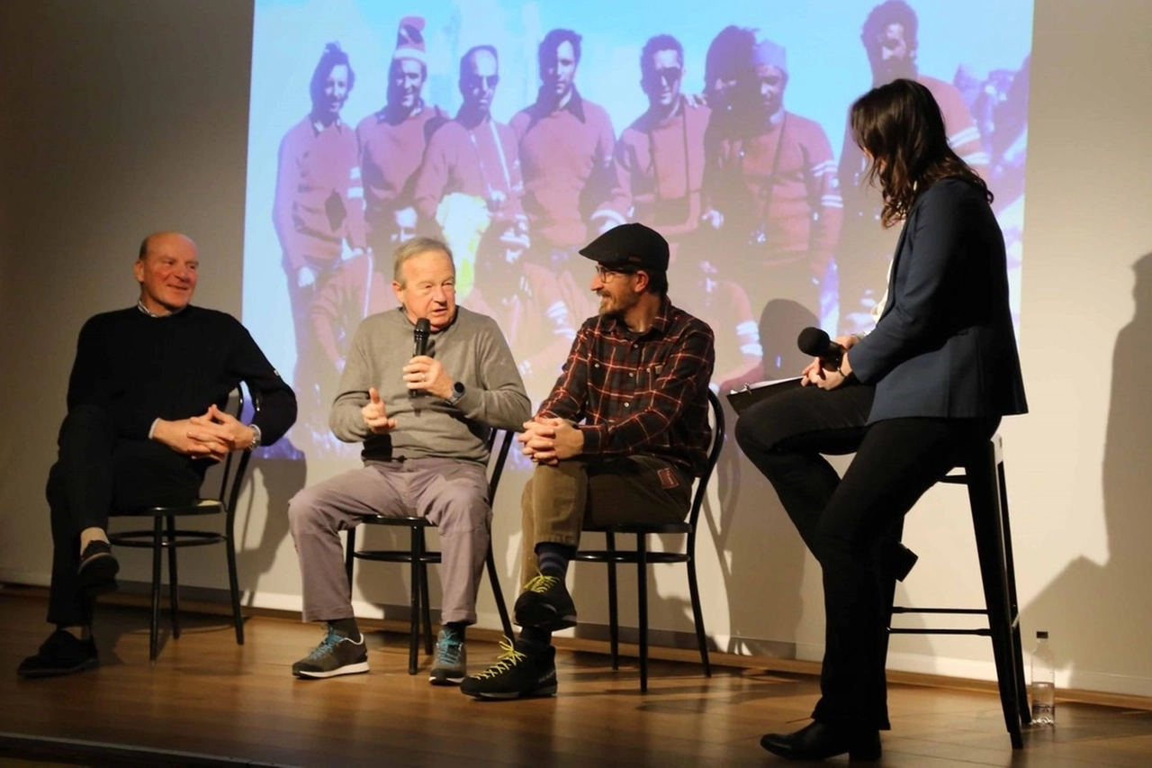 La serata in Sala Ticozzi; da sinistra Giorgio Spreafico, Piero Ravà, Serafino Ripamonti e Sara Sottocornola