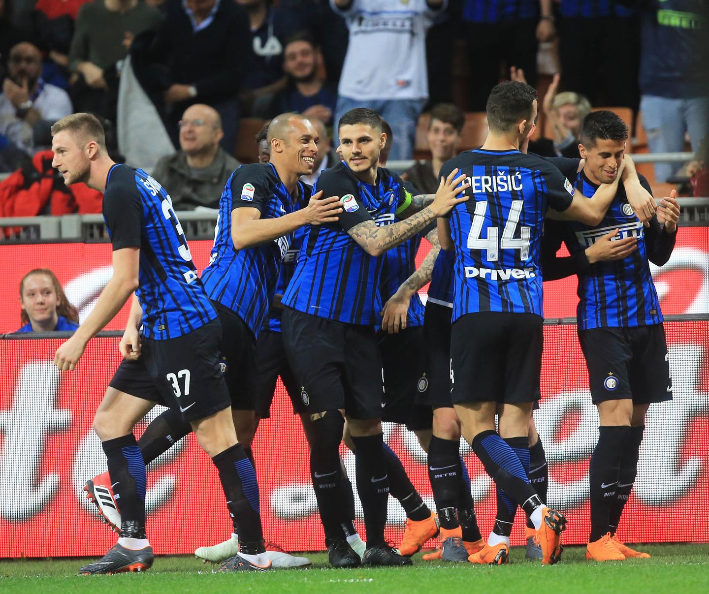 Inter A Valanga Al Cagliari Foto