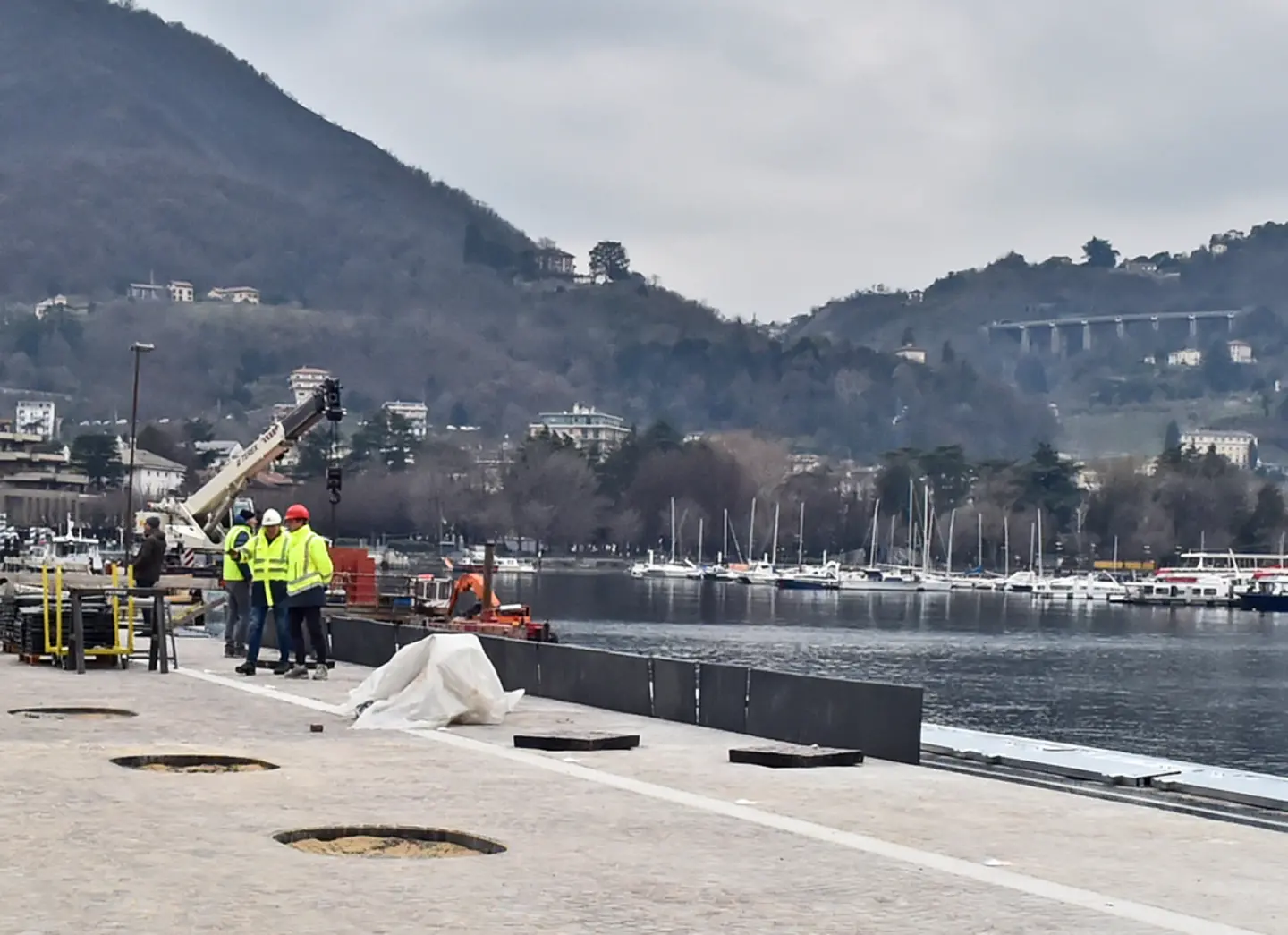 Lago di Como, progetto paratie: il Mose del Lario è all’orizzonte. Ma sarà manuale