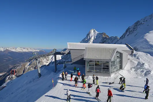 Pontedilegno-Tonale, apre il nuovo rifugio 'Panorama 3000 Galcier