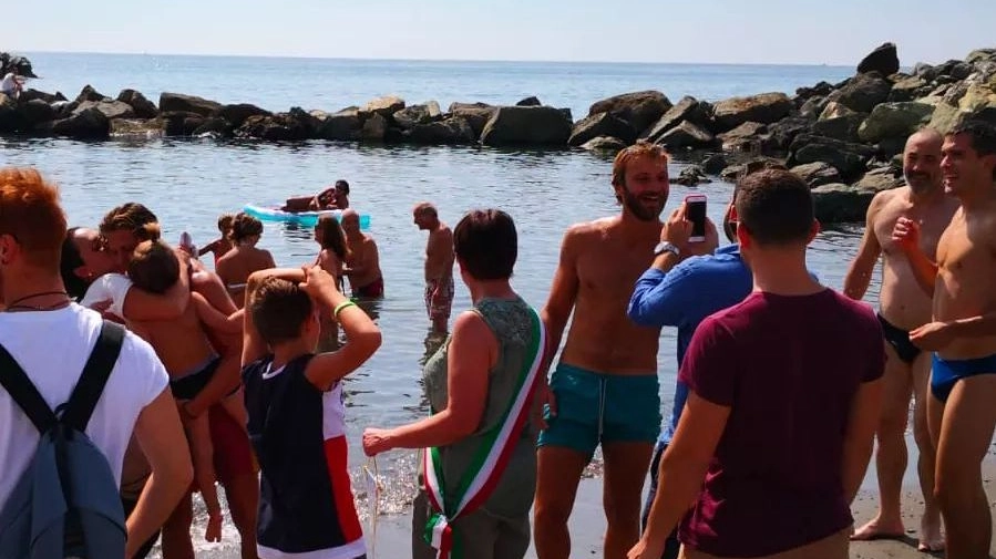 L'arrivo trionfale a Genova