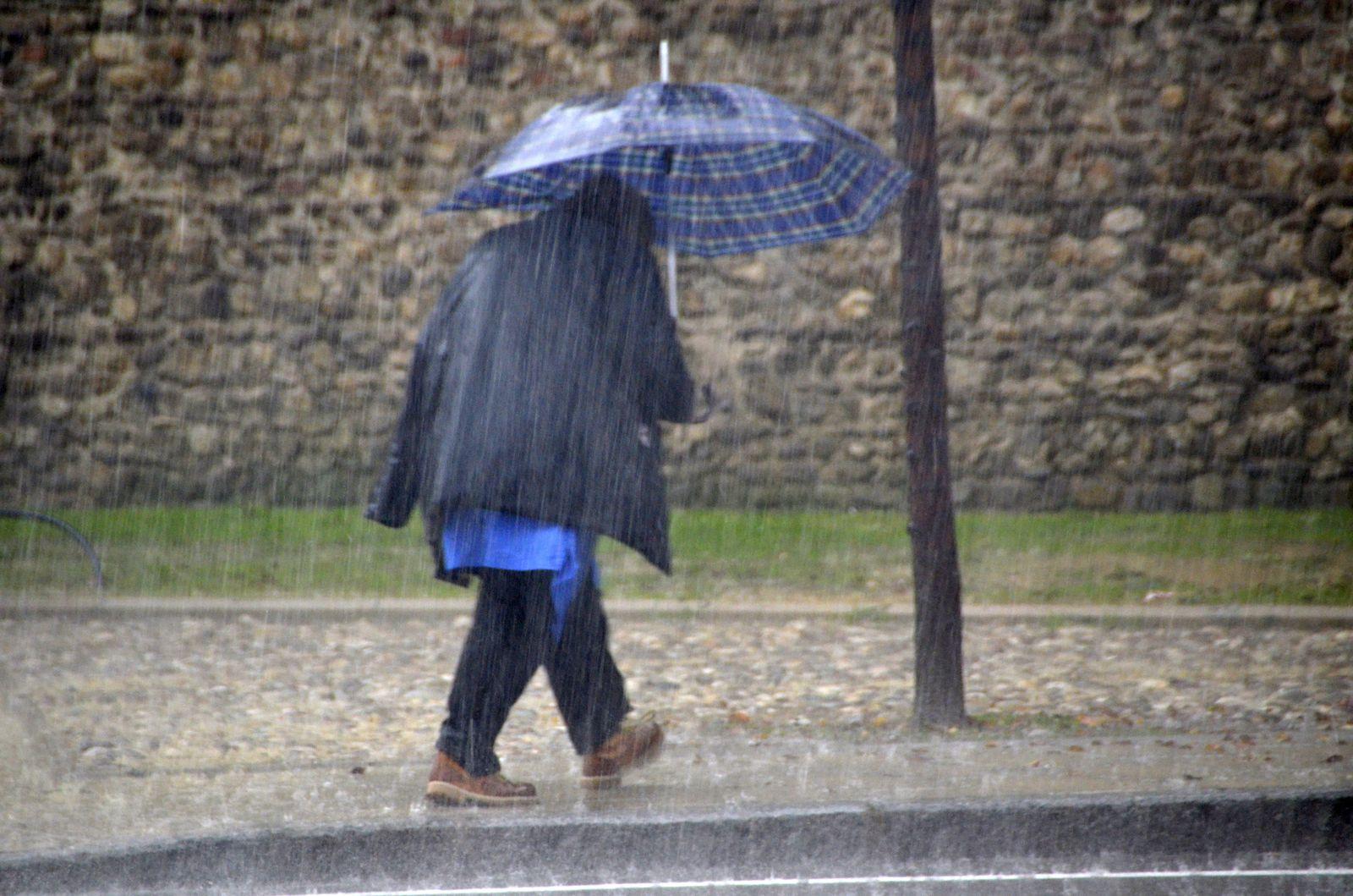 Meteo Lombardia Ecco La Svolta Pioggia In Pianura E Neve Sopra I