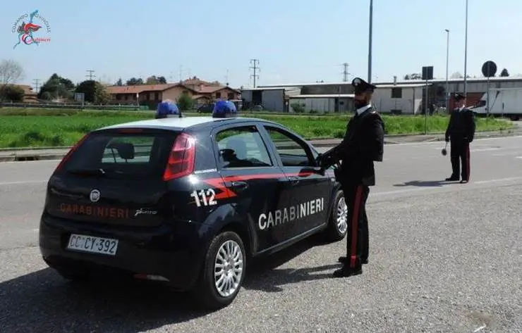 Brescia, trasporta su camion bancomat divelto e rubato: autista inseguito e denunciato