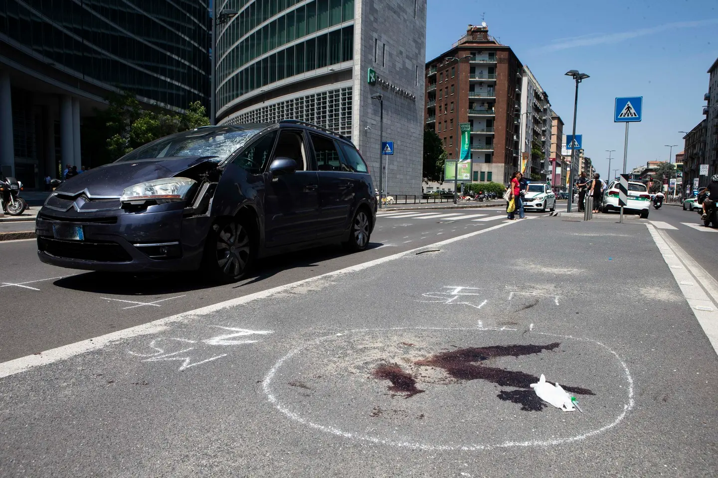 Investimento in via Gioia, dirigente Areu travolto: è grave / FOTO