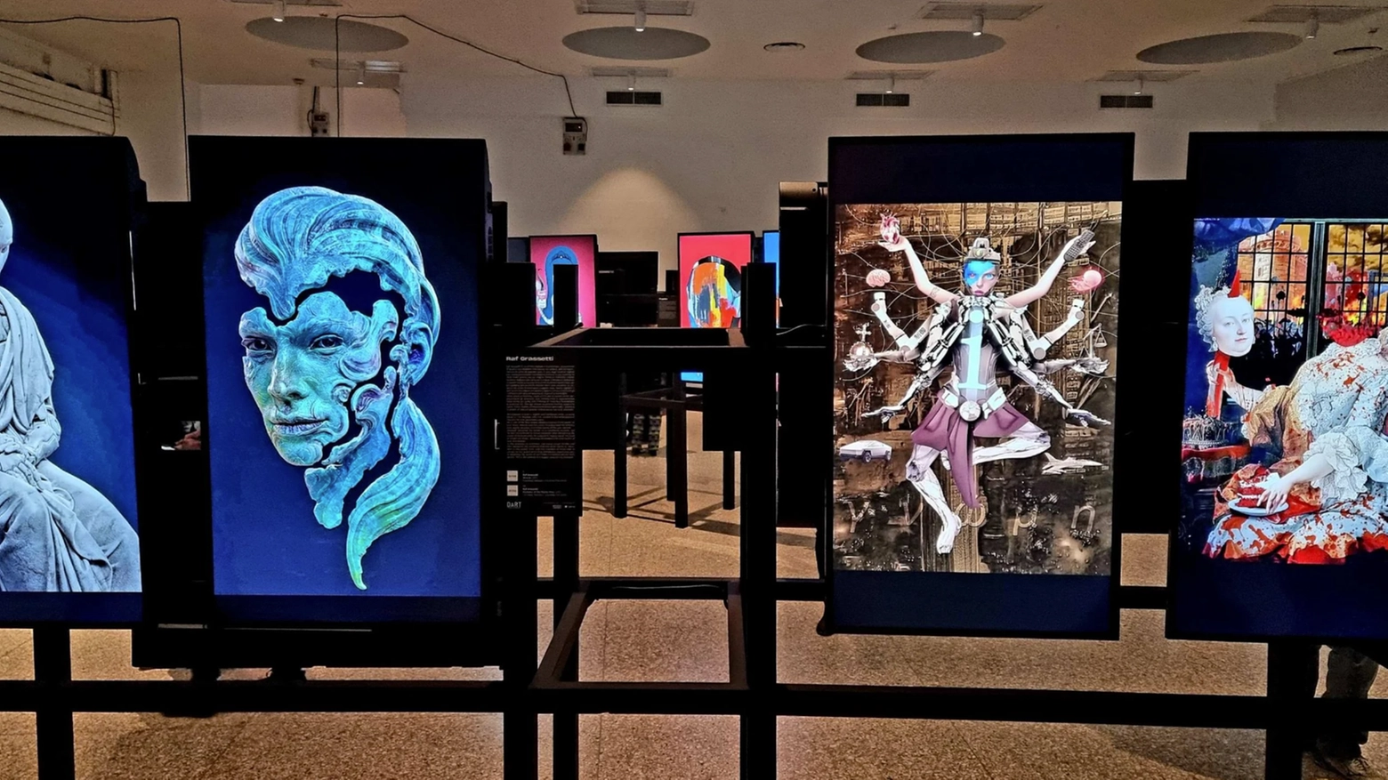 Un'esposizione fisica di Crypto Art organizzata dal Dynamic Art Museum