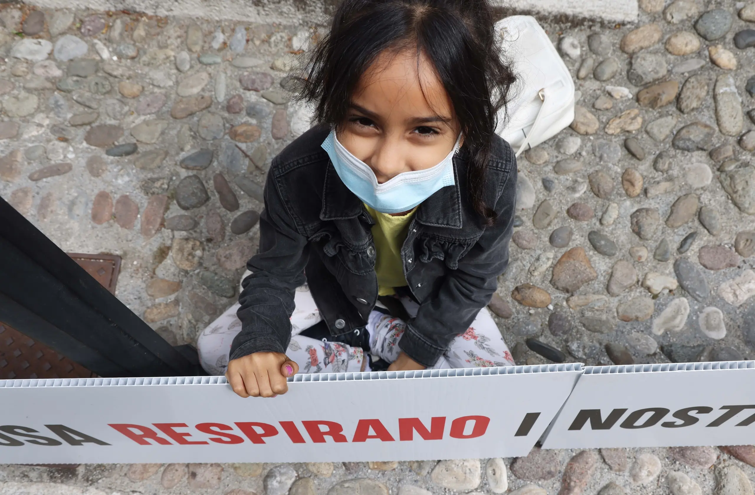 Castano Primo, smog ai raggi X vicino alle scuole