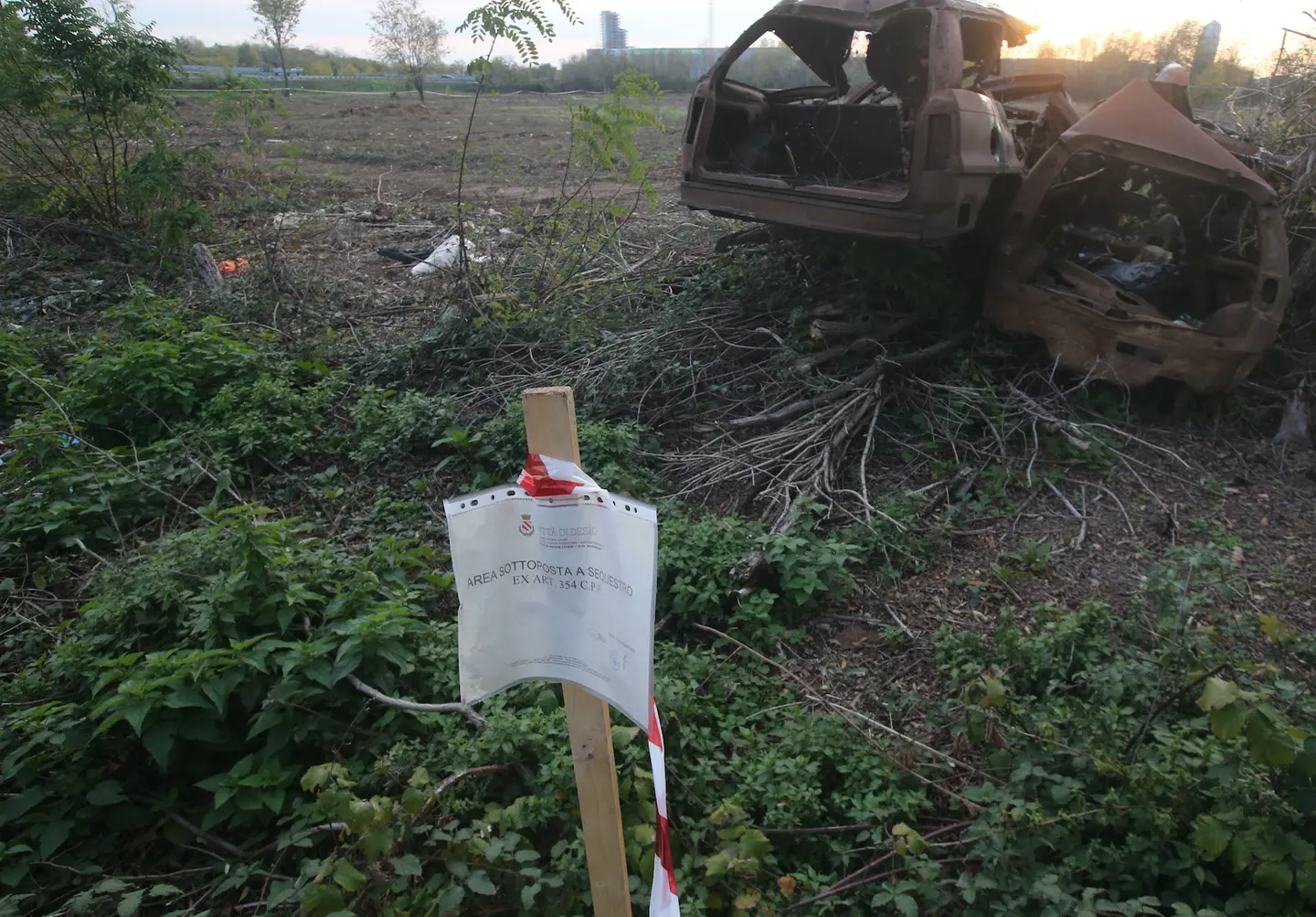 Desio, un’altra discarica piena di rifiuti e veleni