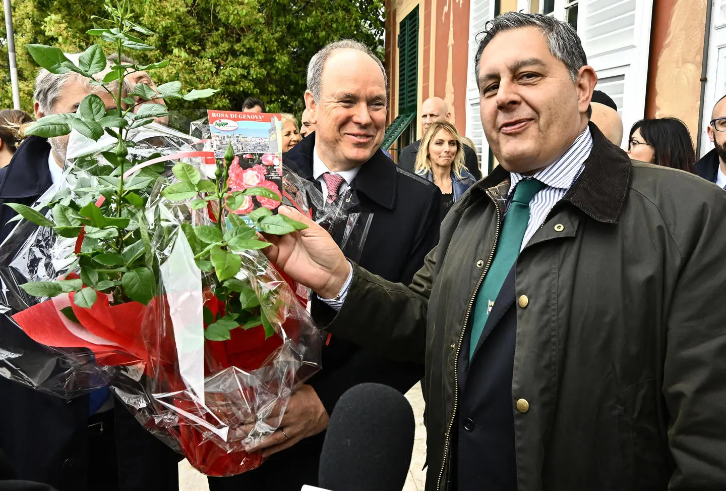 Apre Euroflora e arriva Alberto di Monaco: al principe la Rosa di Genova