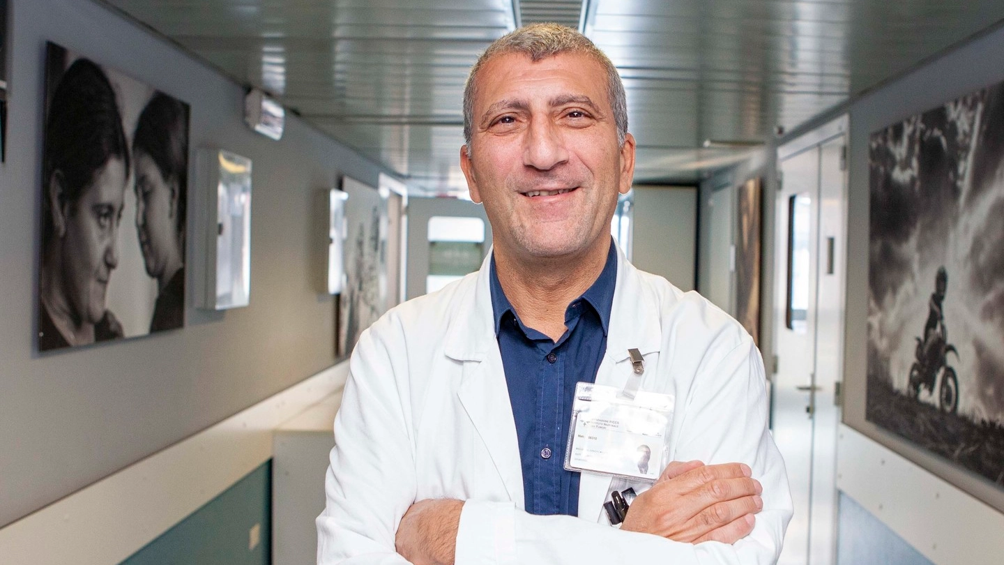 Il professor Giuseppe Procopio nell’Unità di Oncologia urinaria dell’Int