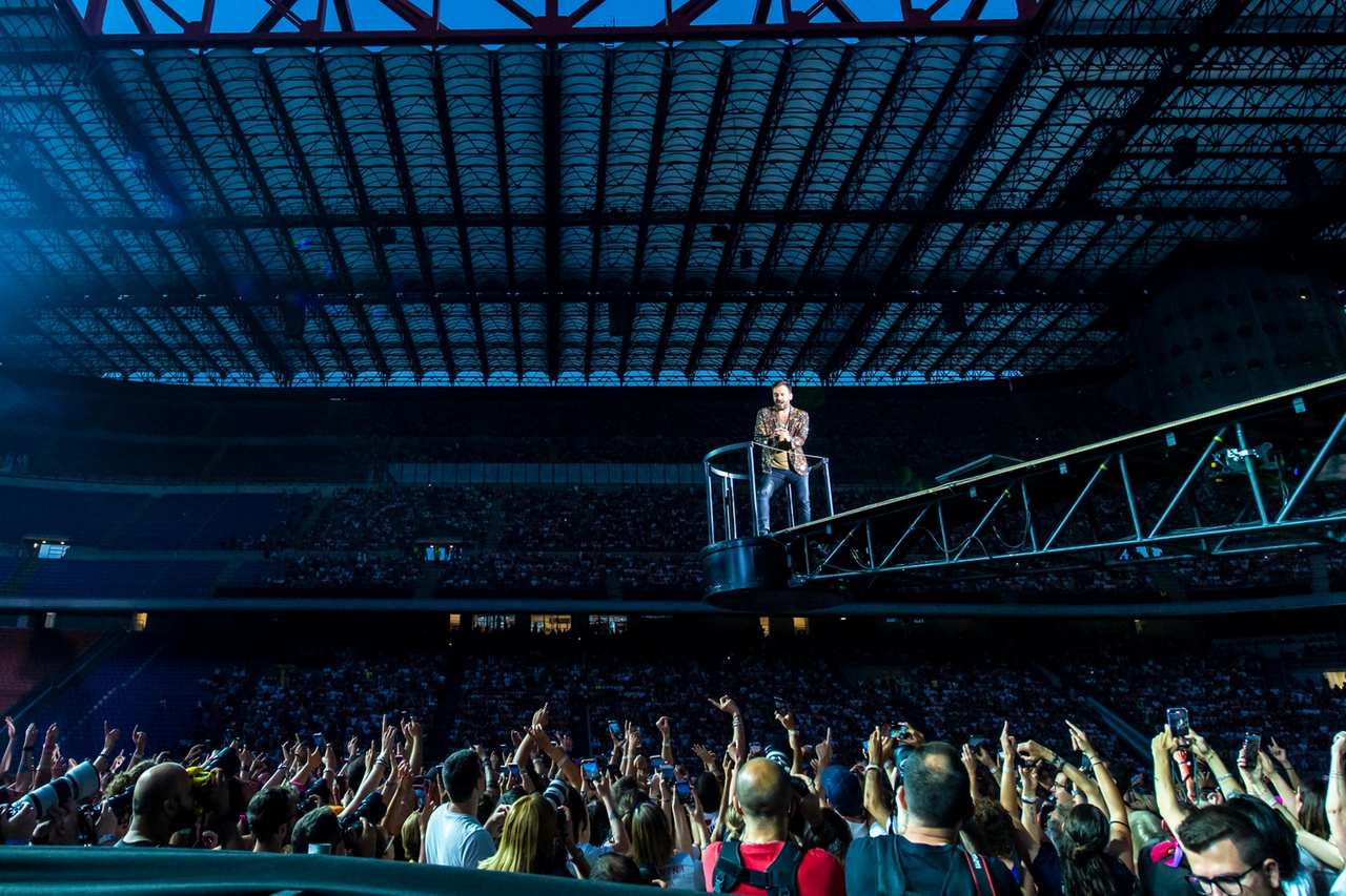 Il concerto di Cesare Cremonini a San Siro, Milano