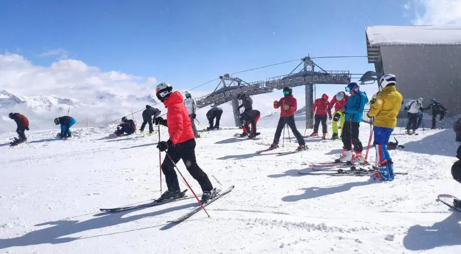 Meno neve e più piste da sci sul Tonale, il Cai: un’idea di turismo ormai superata