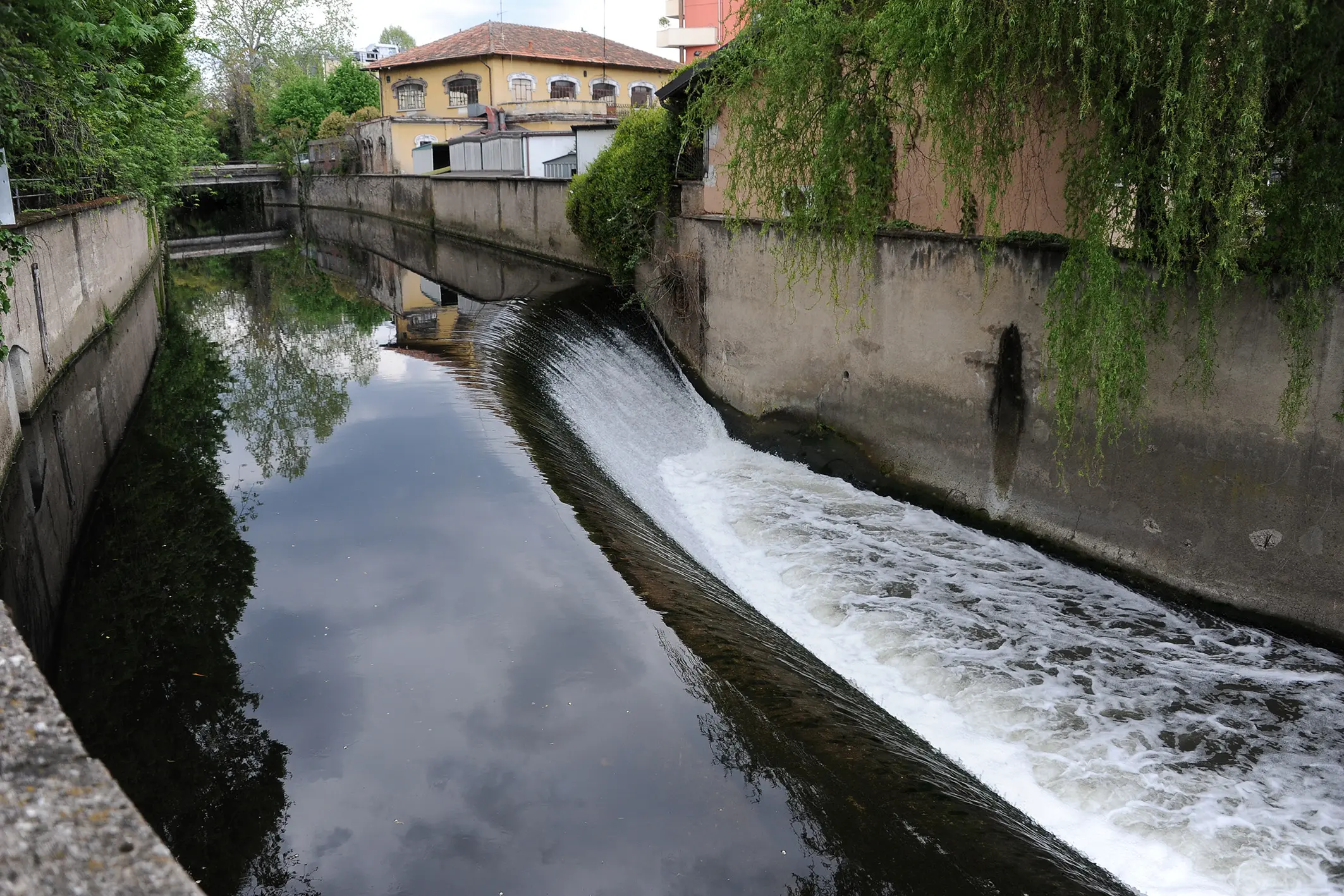 Legnano, energia elettrica grazie all'Olona