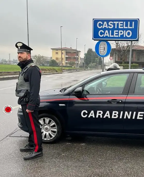 Bergamo, rapina alle poste con la pistola: tre uomini arrestati dai carabinieri