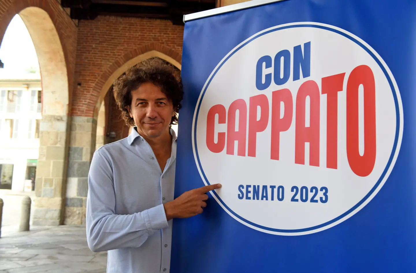 Monza, il Pd sceglie Marco Cappato: sfiderà Galliani per il seggio in Senato. “Candidati locali troppo deboli”