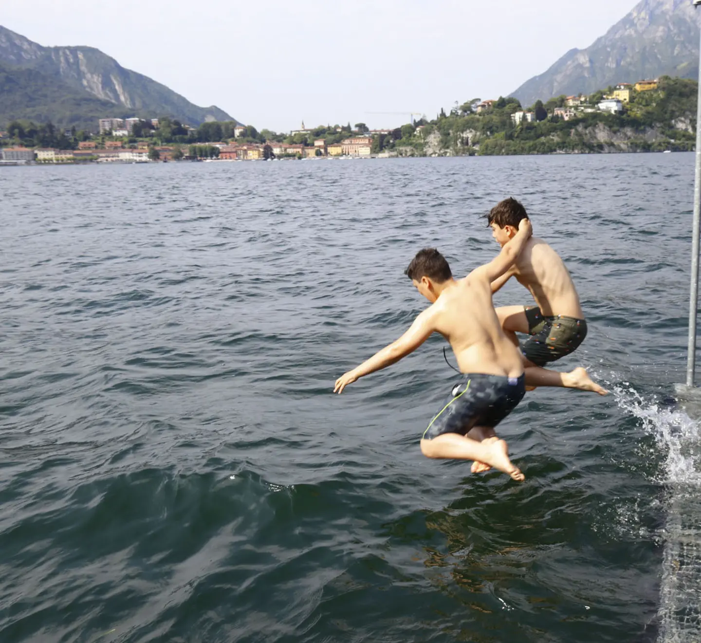 Varese, il lago ai raggi X per il ritorno alla balneabilità