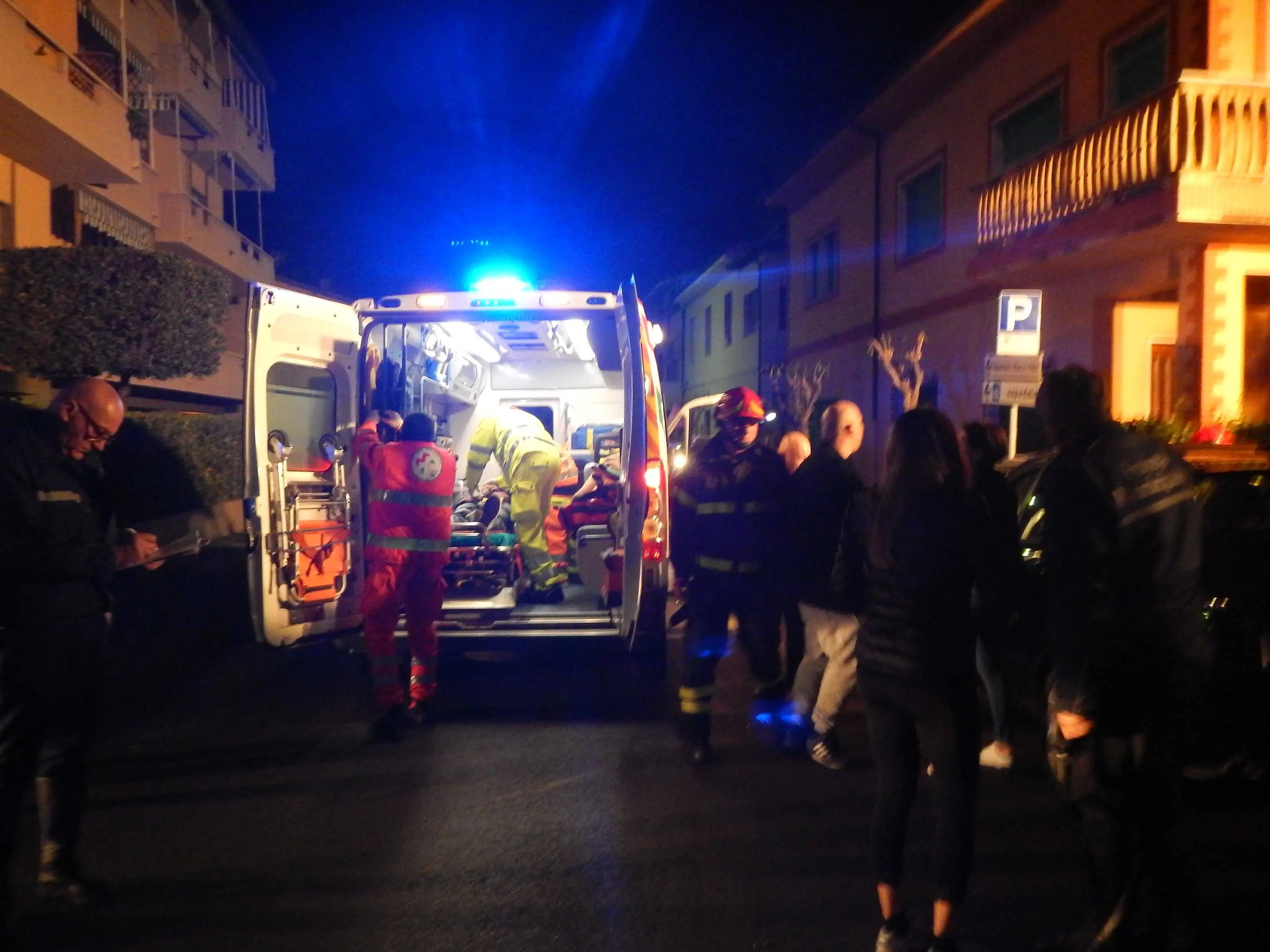 Milano, intossicazione alimentare per 100 olandesi: 17 in ospedale