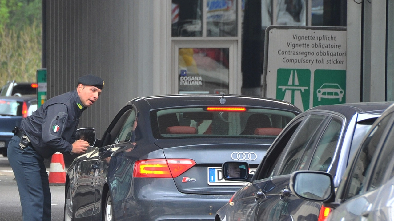  Il valico autostradale di Brogeda