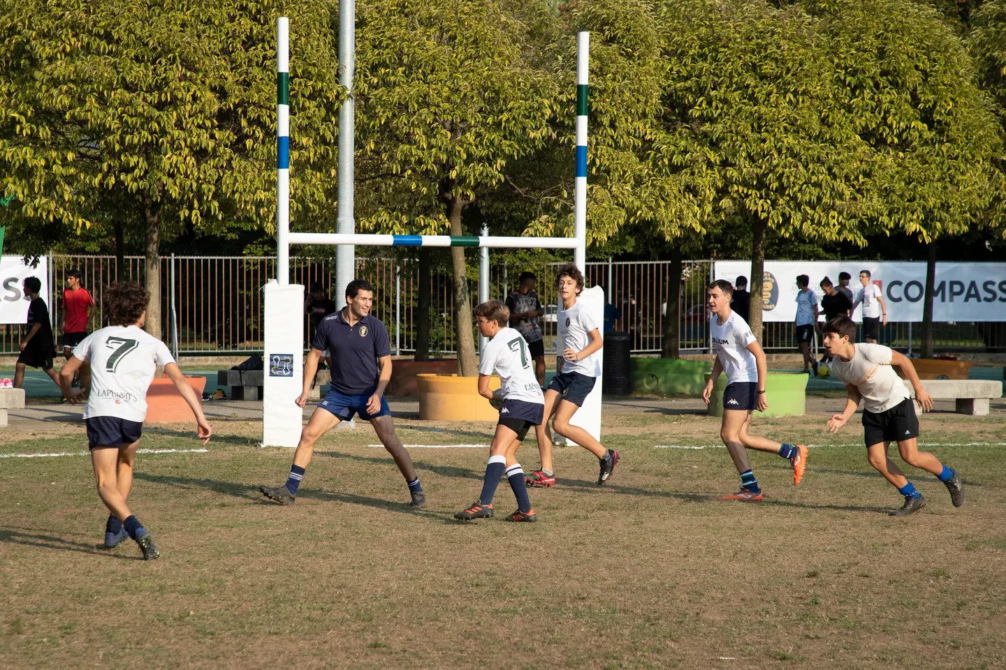 Milano, un campo da rugby in oratorio a Baggio: "Lo sport favorisce l'inclusione"