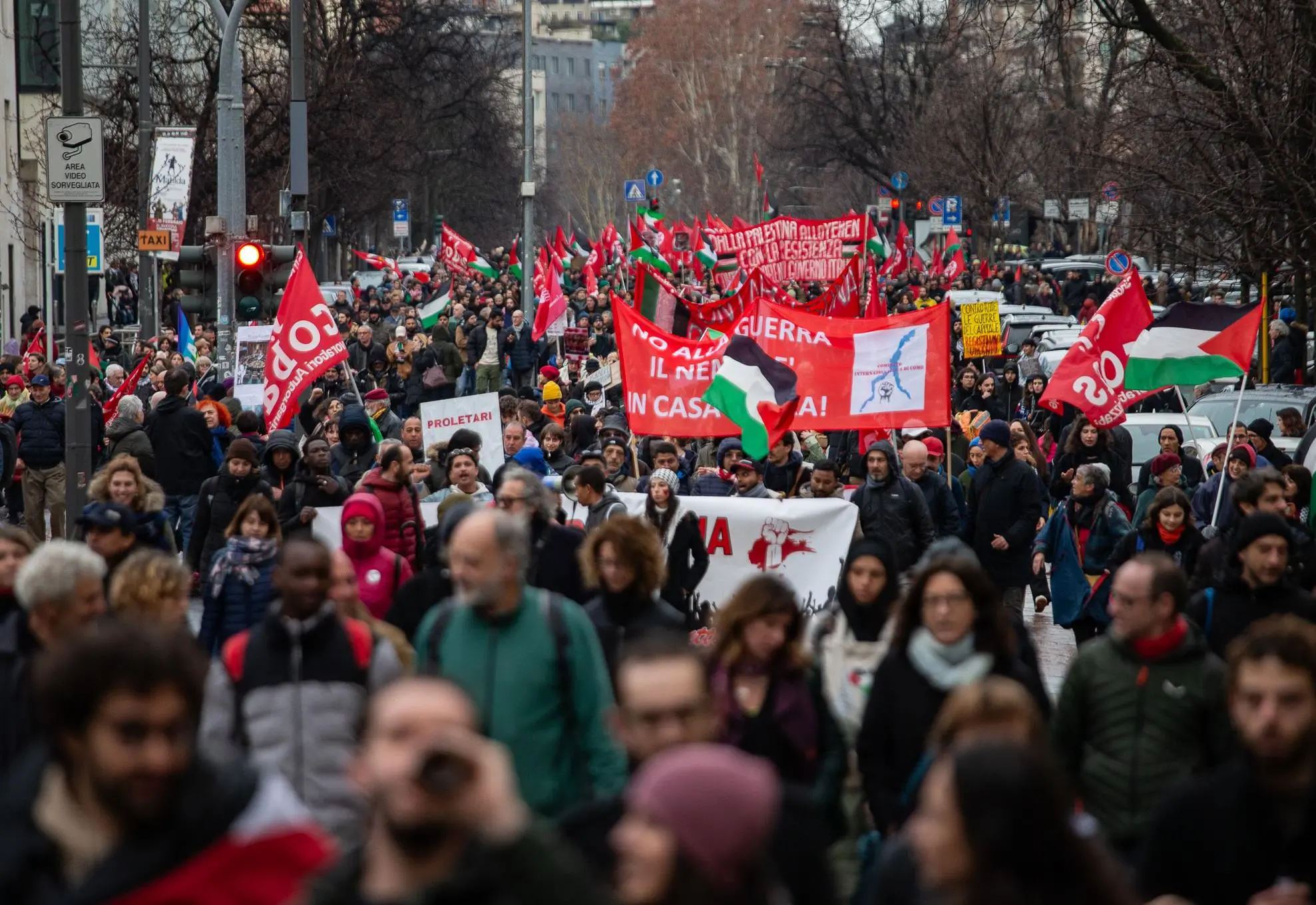 Medio Oriente e Ucraina. In 15 mila pro Palestina. Contro il regime di Putin anche i dissidenti russi