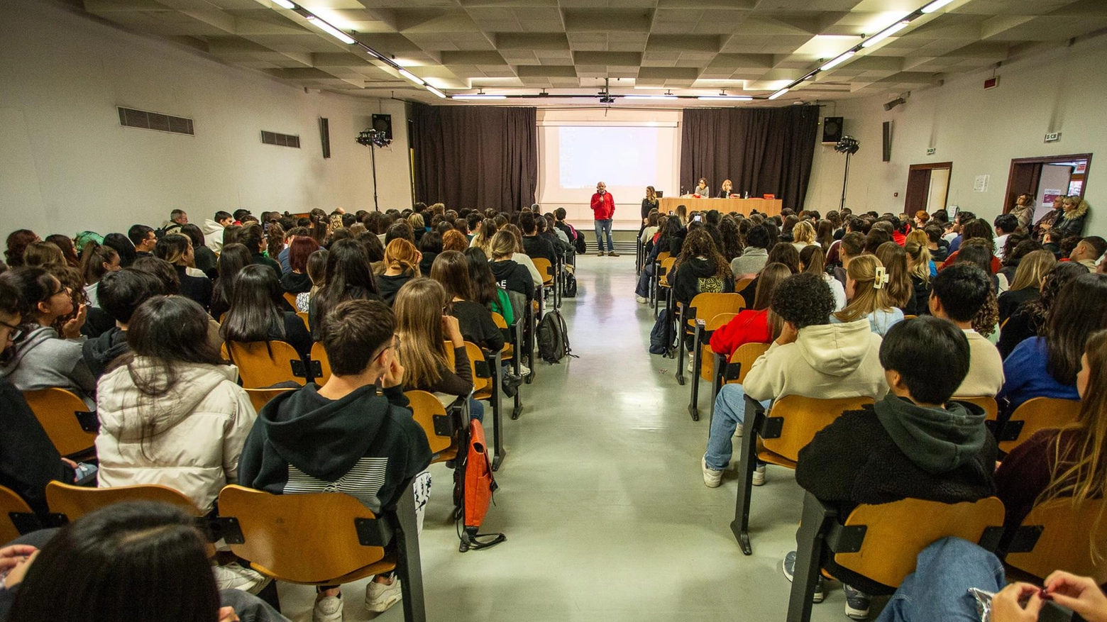 Una panchina per Sofia: "È con noi ogni giorno. La storia non si ripeta"