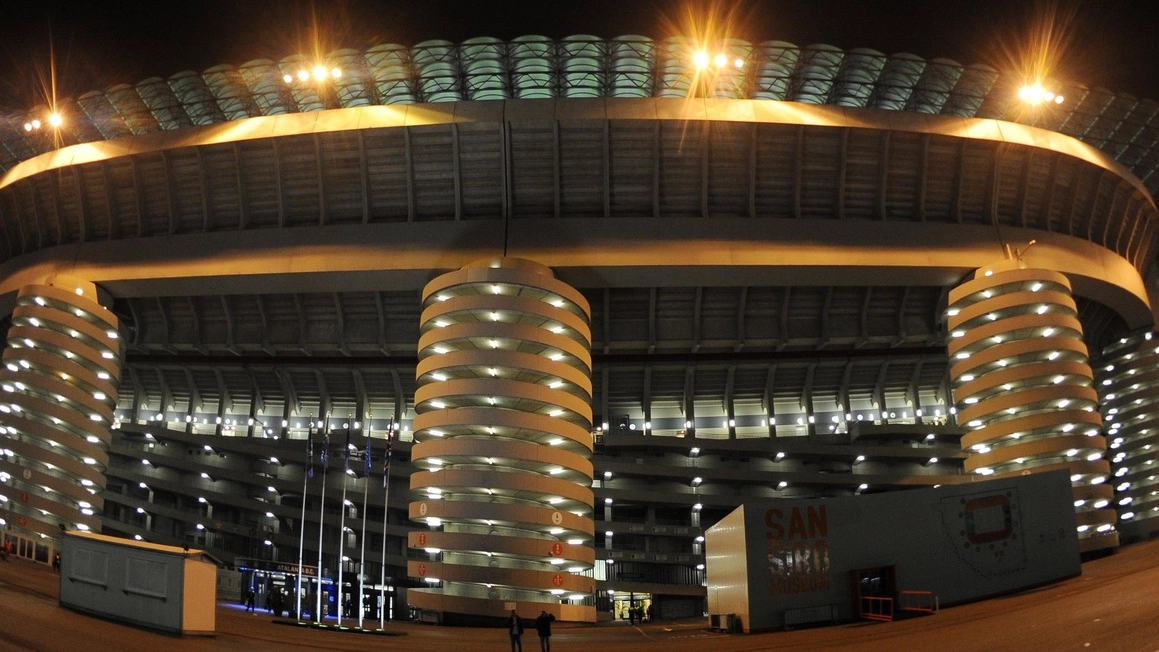 Lo stadio di San Siro visto da fuori