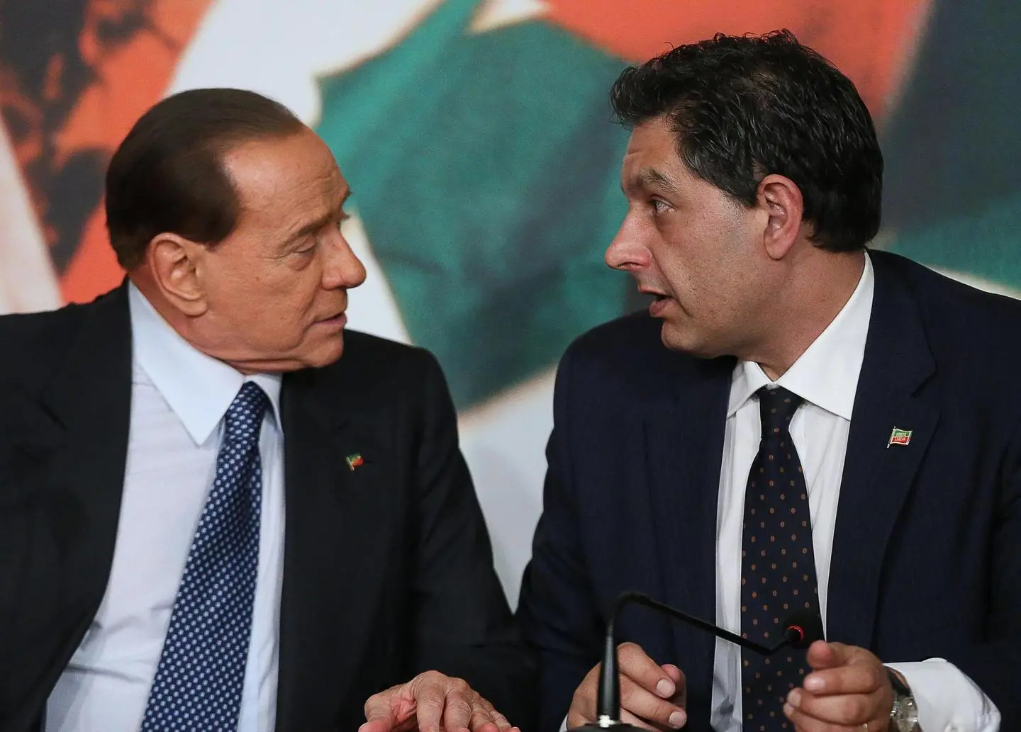 Totosindaco, no di Micheli. Toti rilancia su Berlusconi