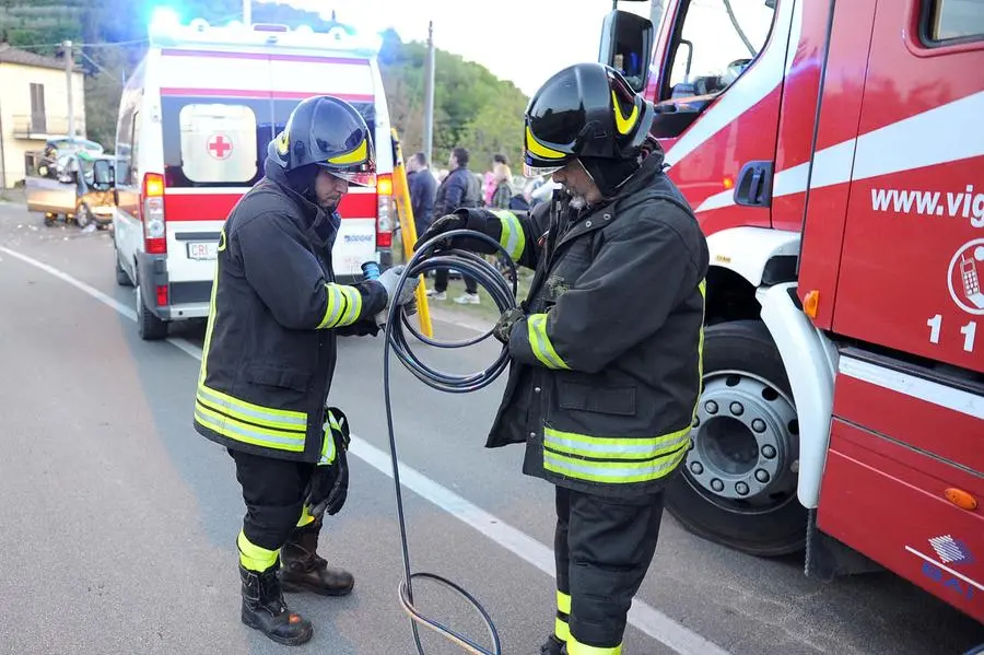 Saronno, 60enne muore carbonizzato in casa