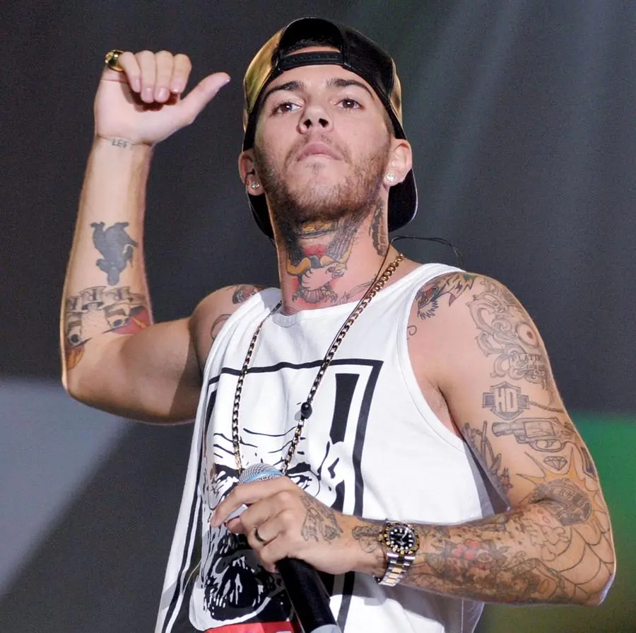 Emis Killa torna al palco: concerto all'Alcatraz